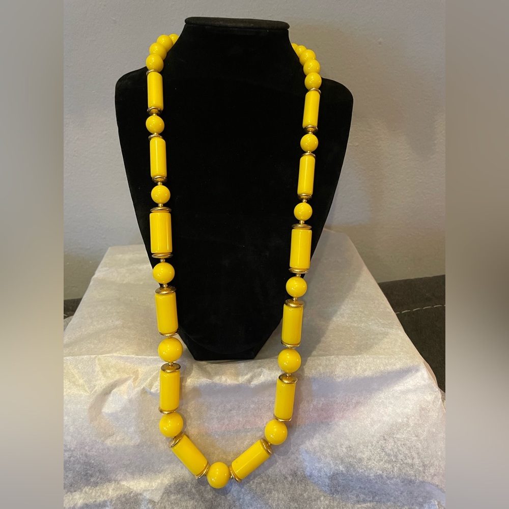 Vintage Yellow Early Plastic Beaded Necklace, Lucite Spheres and Cylinders.